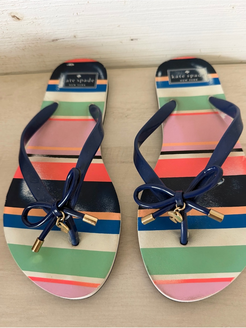 Kate Spade New York Striped Navy Flip Flops Sandals Women's Size 8 Summer